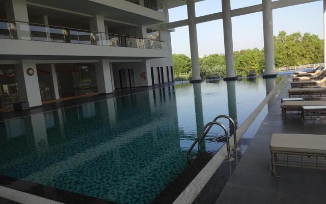 Amanora The Fern Hotels & Club