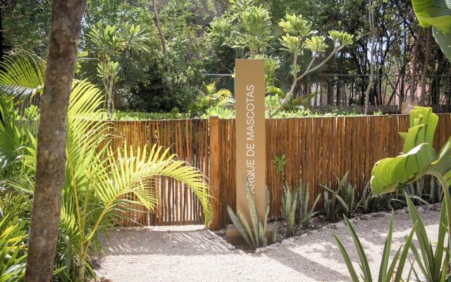 Private & Exclusive Apt Garden pool