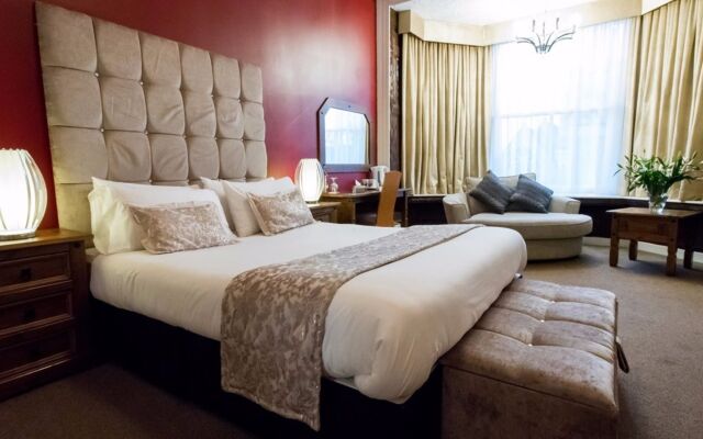 The Pearl Hotel