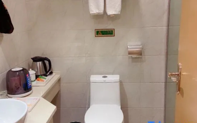 Vienna 3 Best Hotel (Xuzhou Qianlong Yuyuan) – Bathroom – Xuzhou