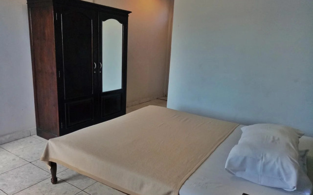 Taman Mekar Beach Inn