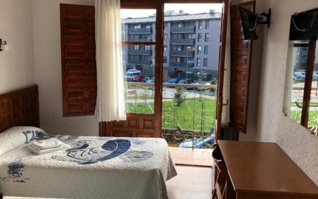 Hostal Paratene