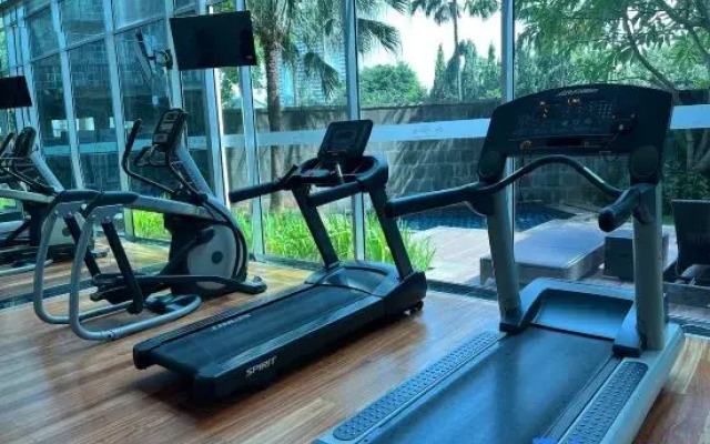 Luxury 3BR Kemang Village w/ Netflix, WiFi, Pool