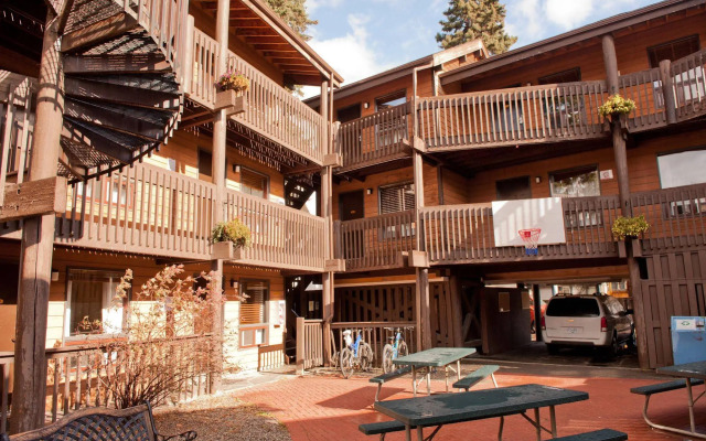 Banff International Hostel