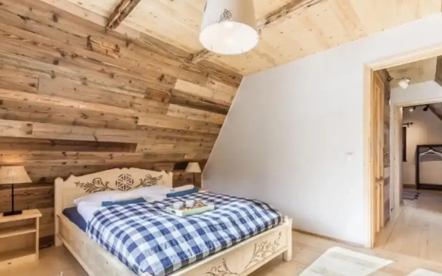 Chałubińskiego 41