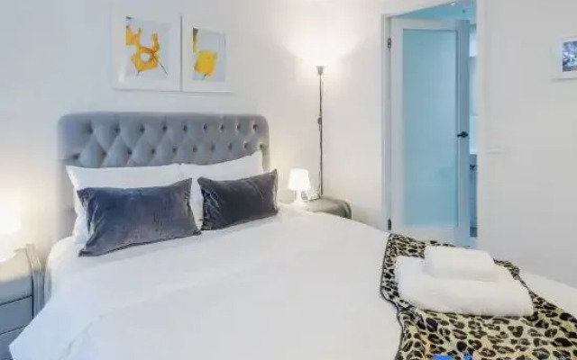 Stunning View 2B APT Free Parking in Dockland