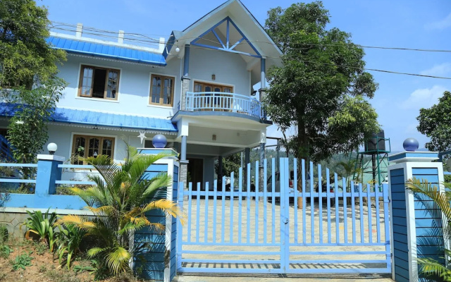 Room-1 Bedroom With Balcony Mountain Vie