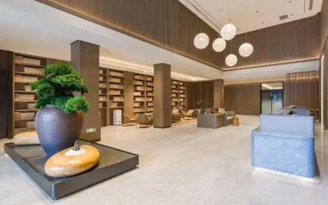 JI Hotel (Chongqing East Railway Station, Chayuan Metro Station)