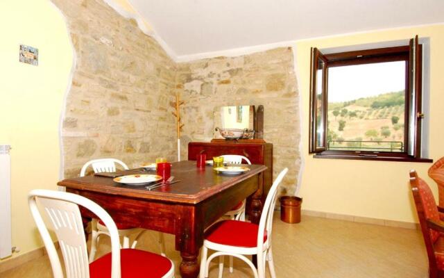 Umbrian Hills Flat - Free Parking & Garden