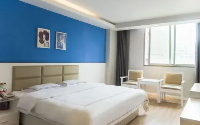 Today Inns (Shaoyang Hongqi Road)