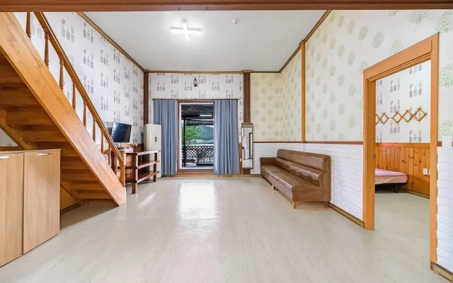 Tongyeong Hwanggeumbada Pension