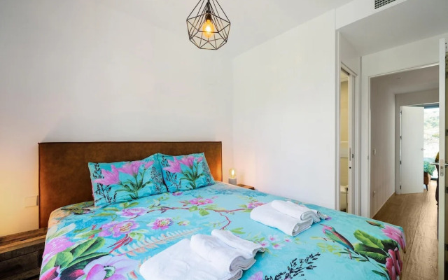 Villajoyosa Home With Shared Pool