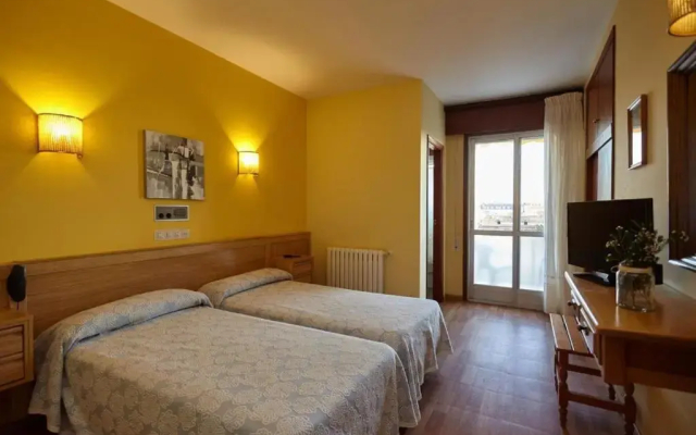Hotel Con D´Arbon
