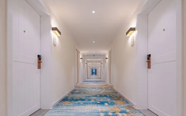 O.Live Social Hotel (Dongguan South China Mall Baili store)