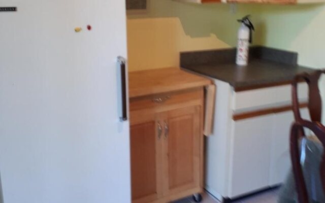Airport Bed & Breakfast Victoria BC