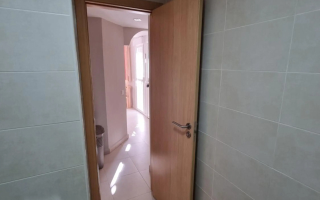 Avenida de Juan Sebastián Elcano Apartamento