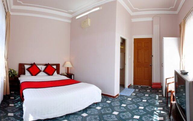 Nguyen Hung Hotel