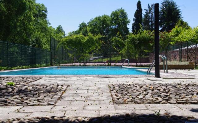 Logis Hôtels Domaine du Châtelard