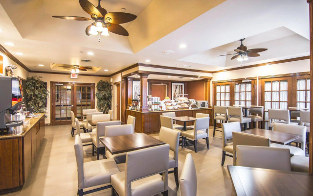 Comfort Suites Marshall