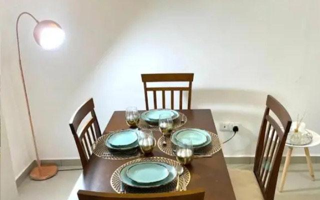 Residence Life House Makepe bm