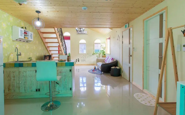 Lake and Pine Spa Pension