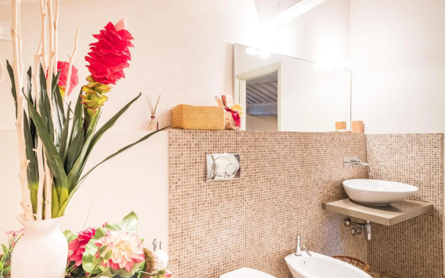 TORNESE with PRIVATE PARKING and TERRACE