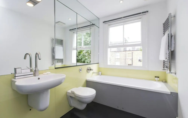 Leamington Road Villas II by Onefinestay
