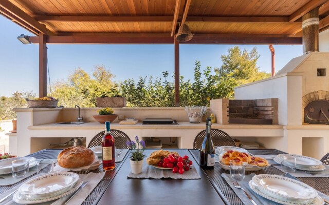 2799 Villa Colfiorito by Barbarhouse