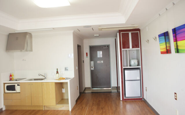 Bay Condo Hotel Tongyeong