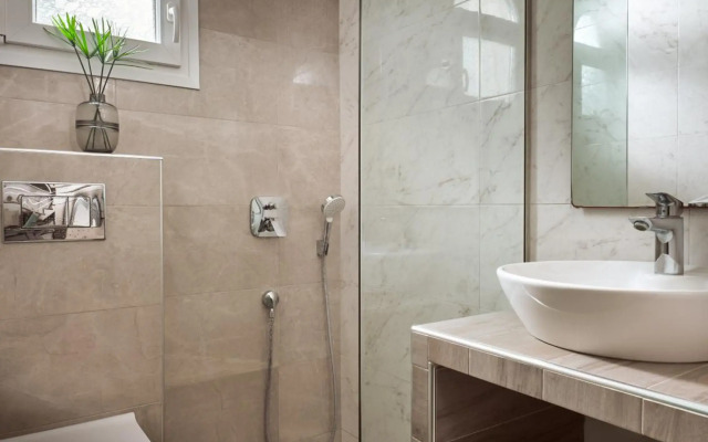 Helios Maisonette