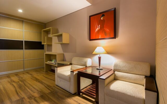 Lancaster Le Thanh Ton Free3G 15th