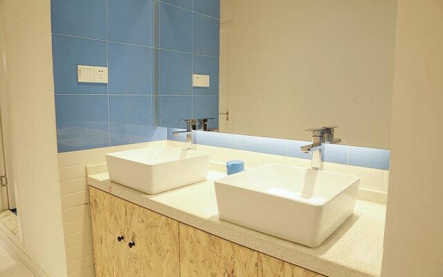 Blue Hostel