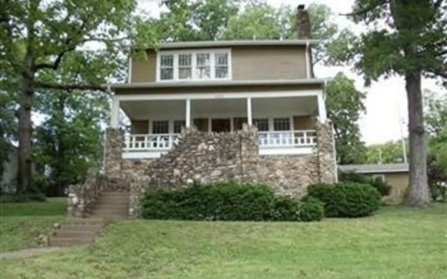 The Branson House