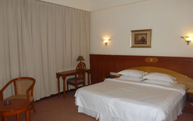 Seafest Hotel