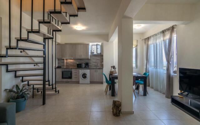 Haravgi 5 bedrooms villa