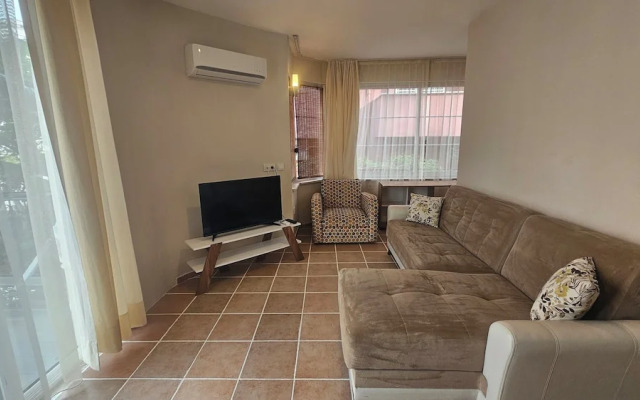 Selenya Apart Hotel