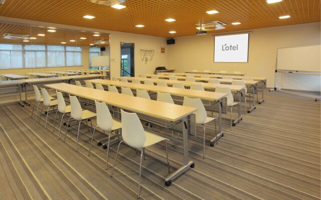 Lotel Hotel