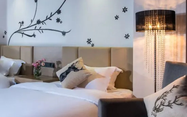 Zhongshan Yes I Hotel