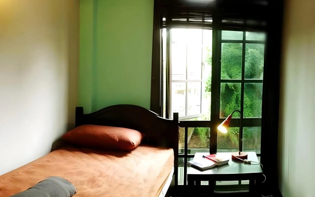 The Travel Hub Guesthouse