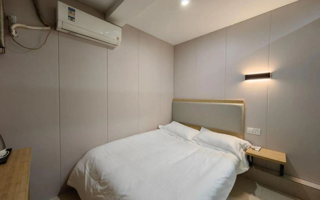 Pod Inn (Shanghai Xinzhuang Metro Station)