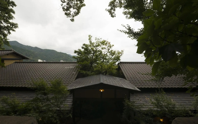 Musouan Biwa