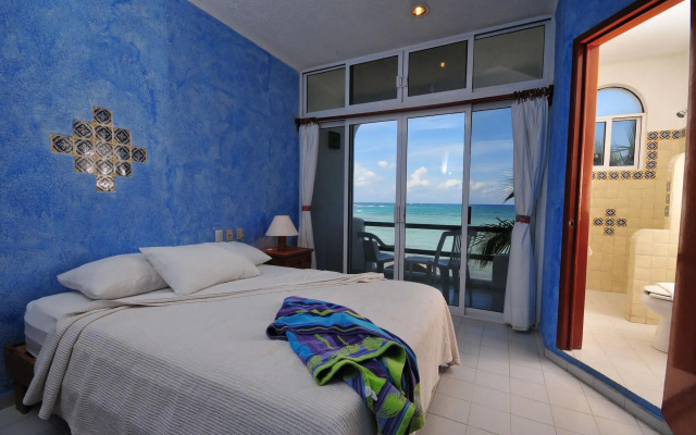 Del Sol Beachfront Hotel and Condos