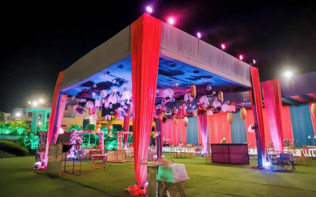 Bel-La Monde Hotel NH8 at 6km from IGI Airport Delhi