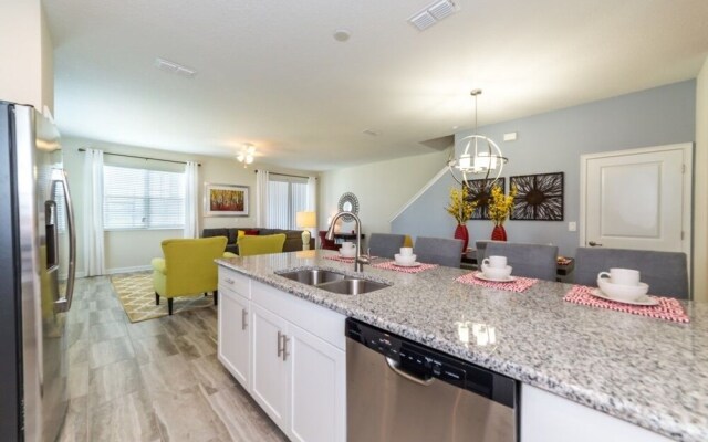 Amazing House! Storey Lake - 4893RC