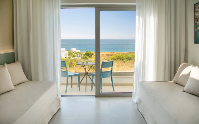 Atlantica Aqua Blue Hotel
