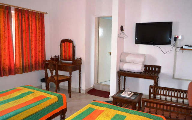 Suryaa Villa - A City Centre Hotel