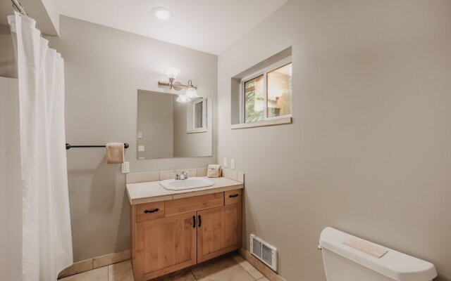 12gs - Bbq - Wifi - Dishwasher - Sleeps 4 2 Bedroom Home by RedAwning