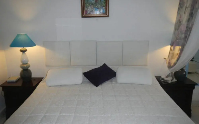 Studio 03 vue mer Orient Bay