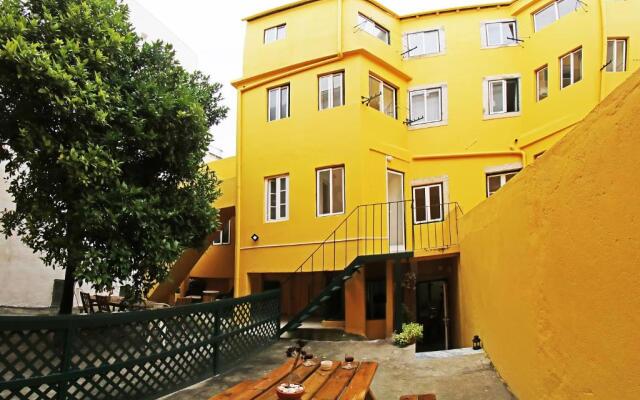 RomanticHome at Alfama's Heart