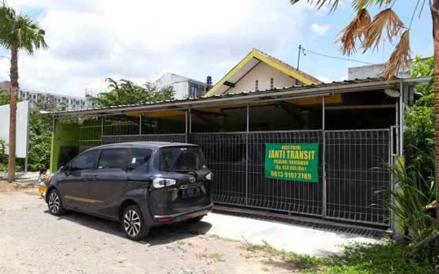 Janti Transit Room Syariah